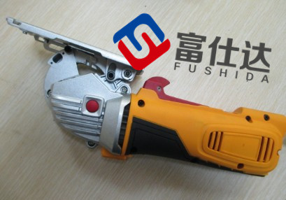 切割機(jī)自動(dòng)鎖螺絲案例 切割機(jī)自動(dòng)鎖螺絲案例