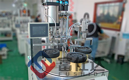 車輪自動鎖螺絲機(jī)